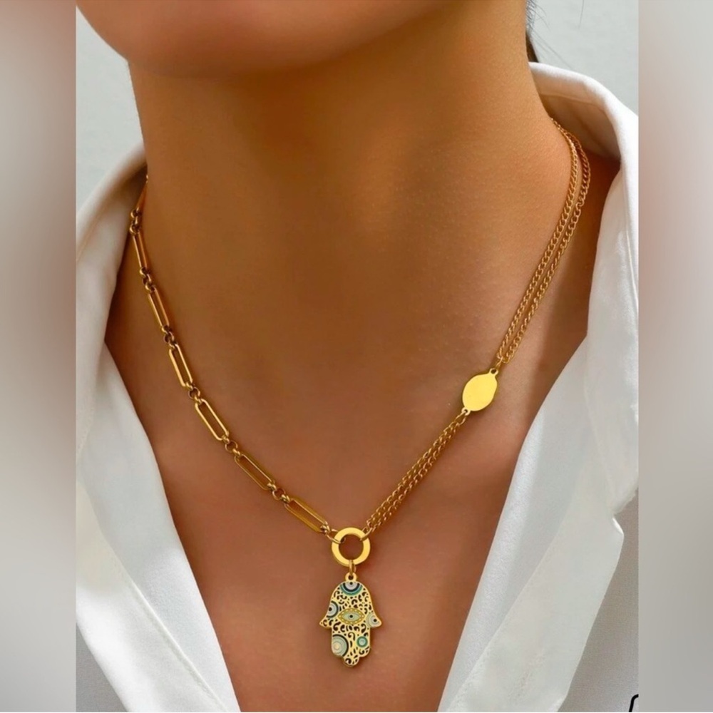 Gold Hamsa Pendant Layered Necklace - Elegant Women's Jewelry